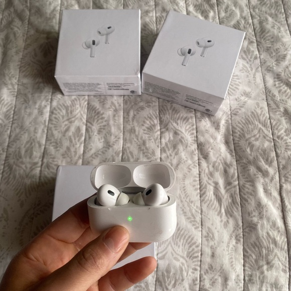 AirPodsHeadphones